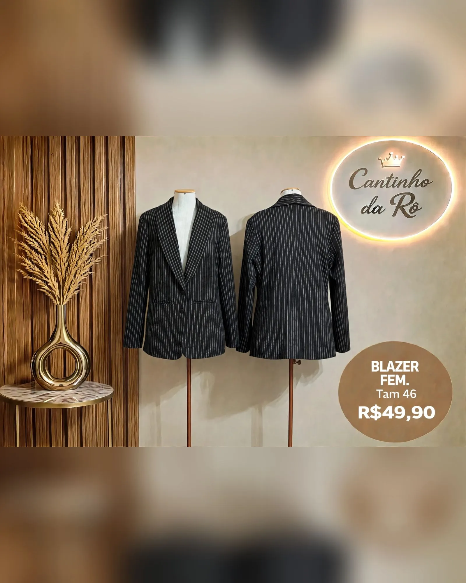 Blazer preto com listras finas, foto 1 de 1